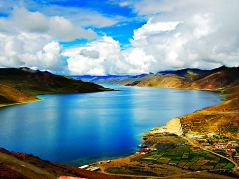 Lago de Yamdruktso
	